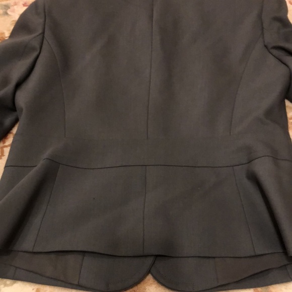 Beautiful Talbots suit - Picture 7 of 7